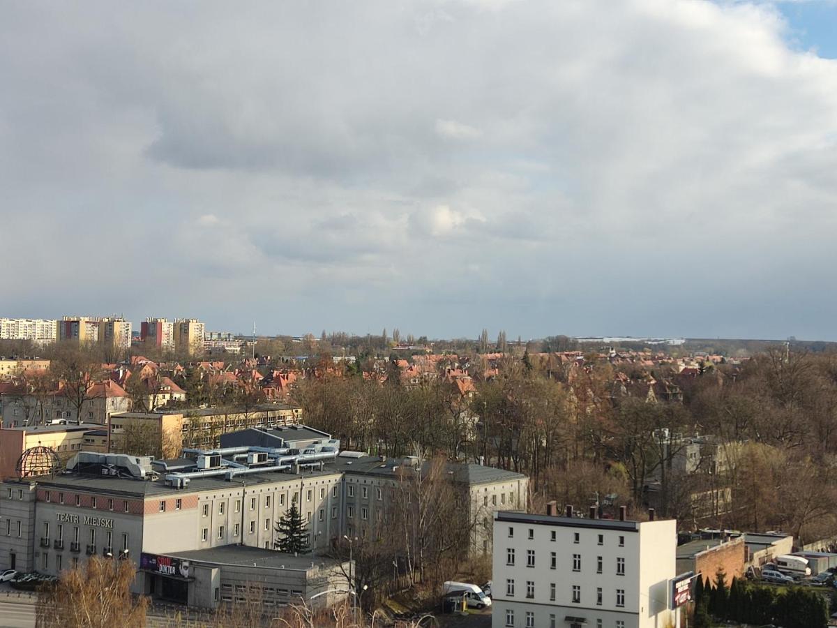 Apartament Z Widokiem Na Miasto Гливице Экстерьер фото